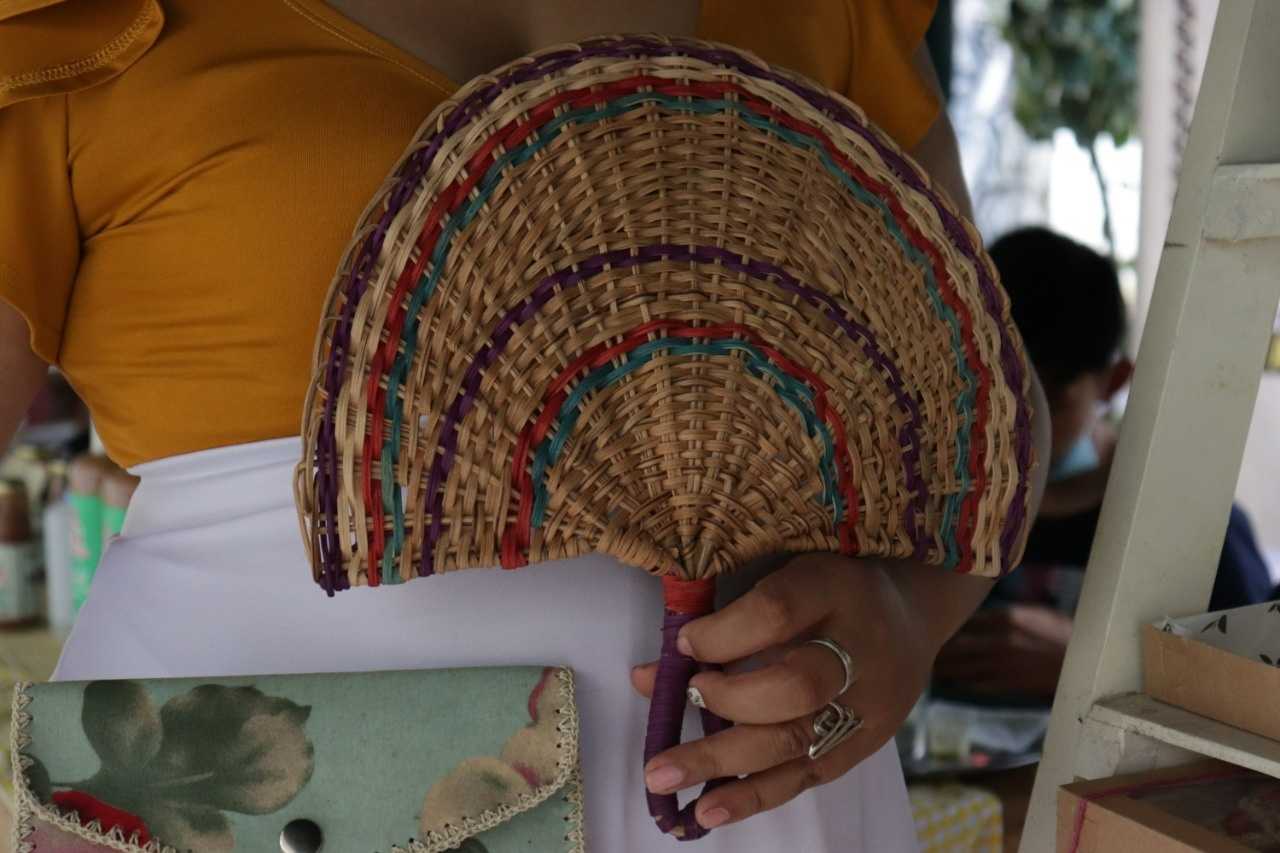 Fan out of chambira
